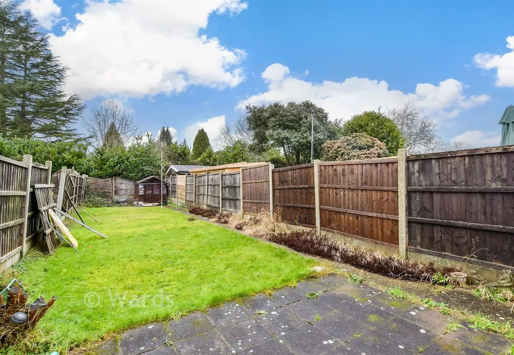 Rear Garden - Mangravet Avenue, Maidstone, Kent - Wards of Kent