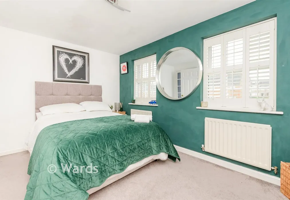 Bedroom 3 - Warwick Way, Dartford, Kent - Wards of Kent