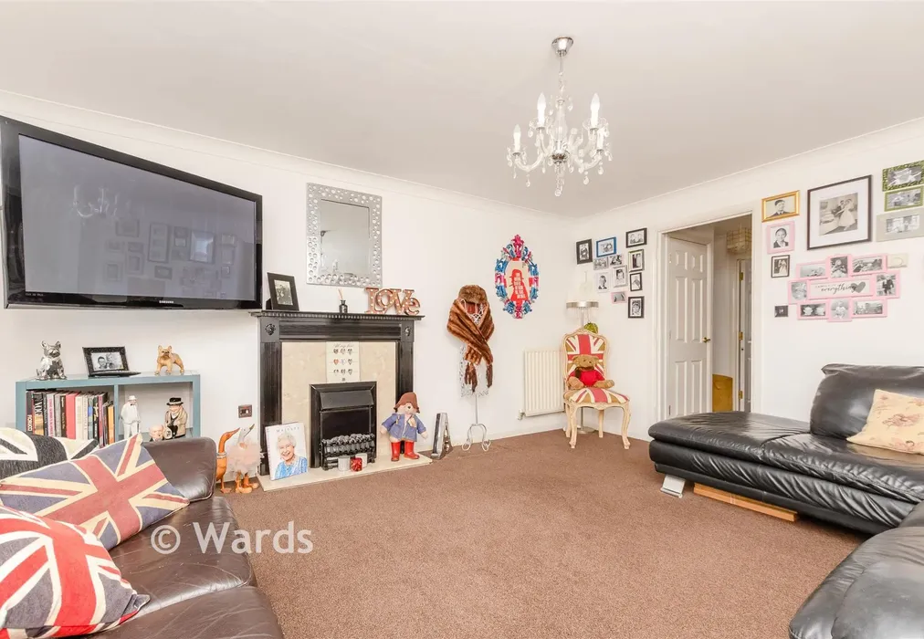 Lounge - Warwick Way, Dartford, Kent - Wards of Kent