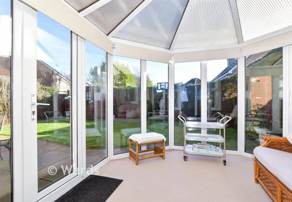 Conservatory - Sissinghurst Drive, Maidstone, Kent - Wards of Kent