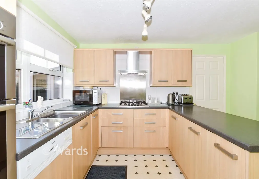 Kitchen/ Breakfast Room - Sissinghurst Drive, Maidstone, Kent - Wards of Kent