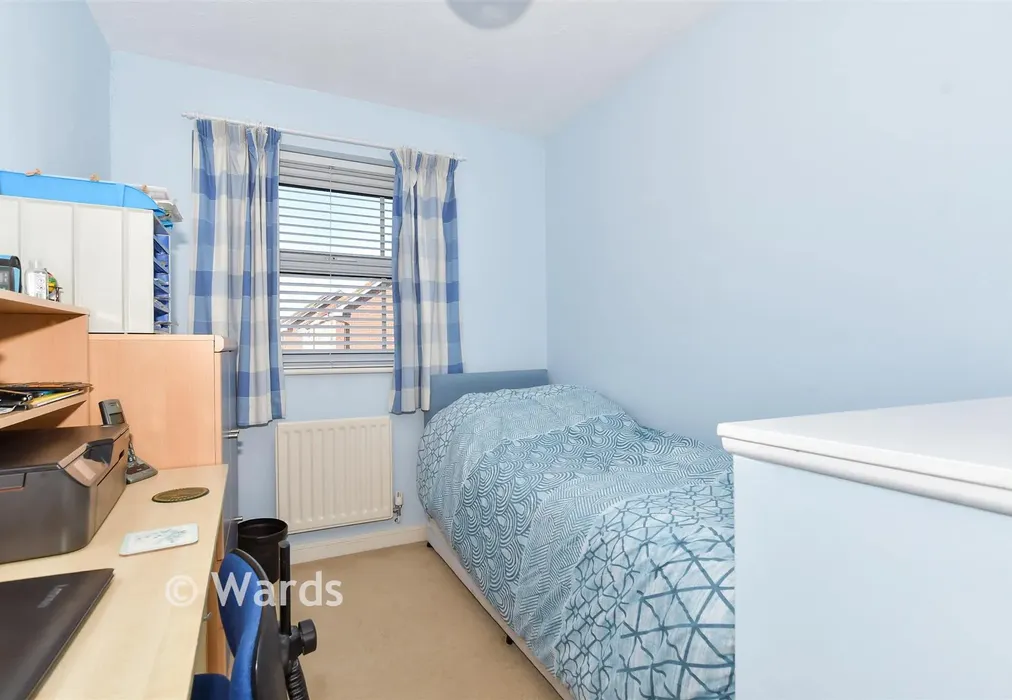 Bedroom 3 - Sissinghurst Drive, Maidstone, Kent - Wards of Kent