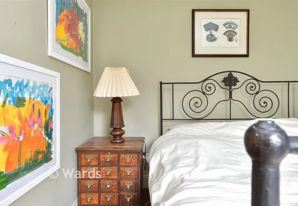 Bedroom 2 - Devonshire Terrace, Broadstairs, Kent - Wards of Kent