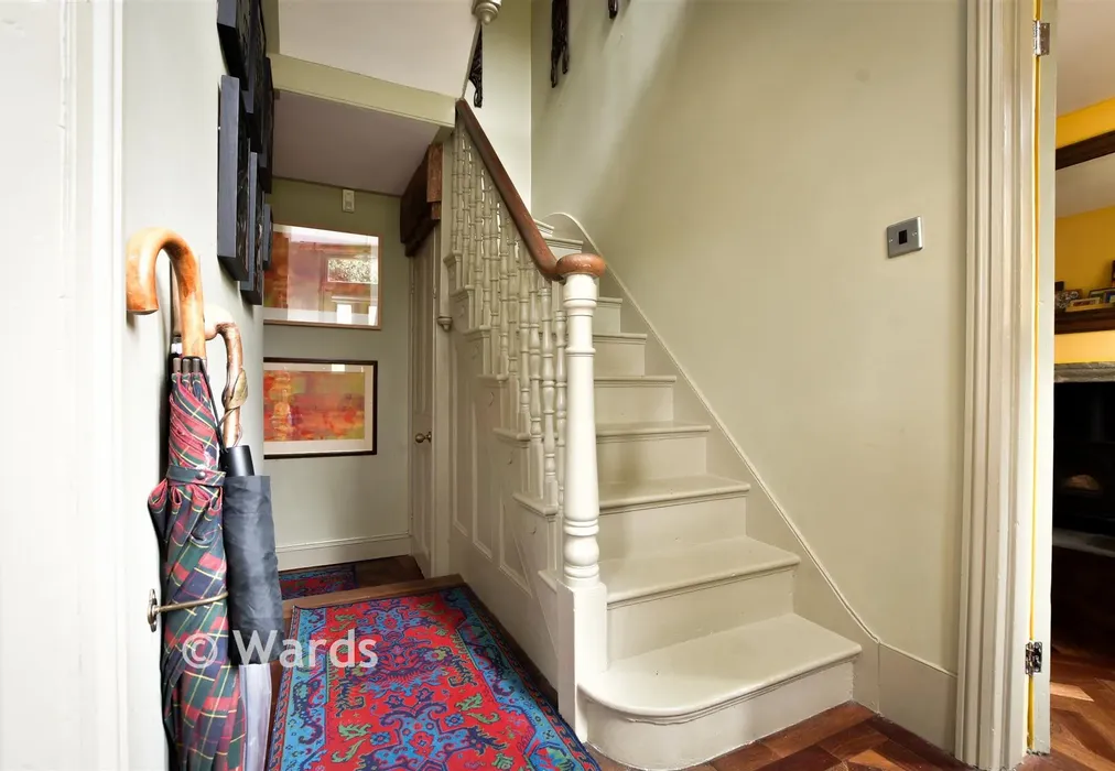 Hallway - Devonshire Terrace, Broadstairs, Kent - Wards of Kent