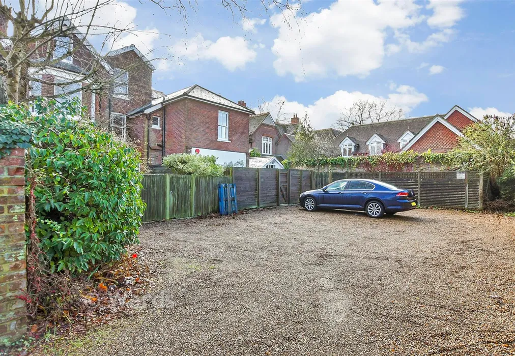 Driveway/Parking - London Road, Canterbury, Kent - Wards of Kent