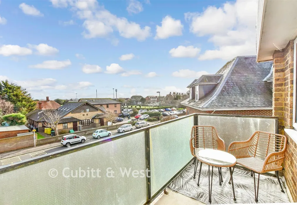 Balcony / Terrace - St. Flora's Road, Littlehampton, West Sussex - Wards of Kent
