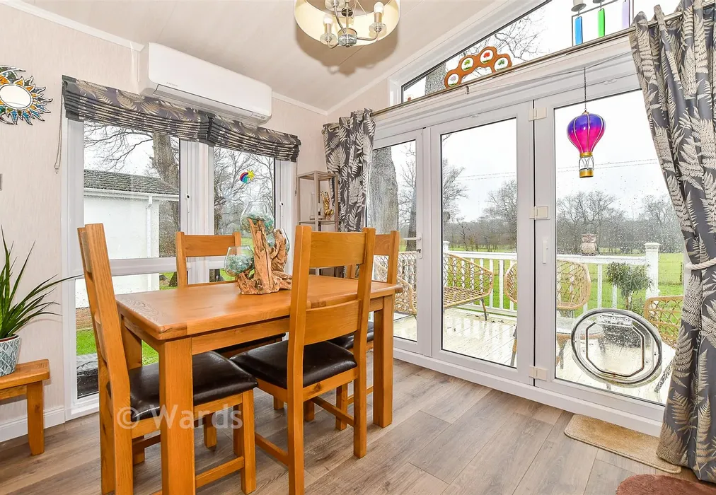 Kitchen/ Dining Area - Spill Lands Country Park, Biddenden, Ashford, Kent - Wards of Kent