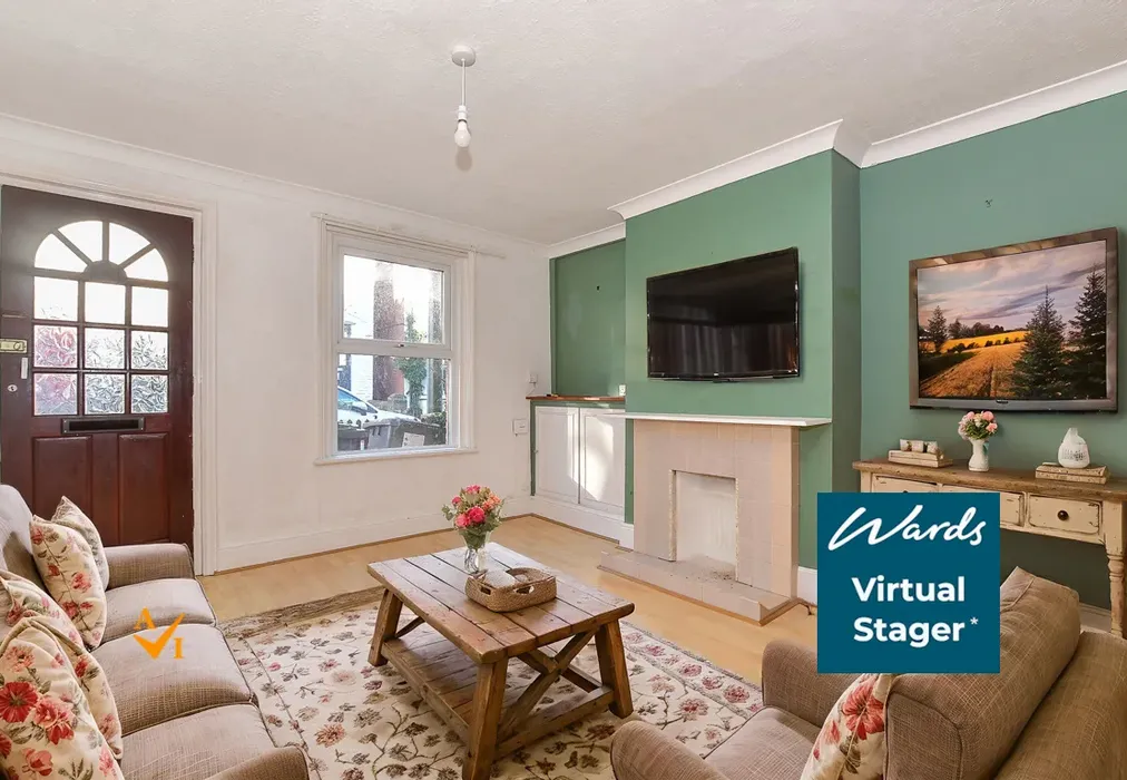 Lounge (Farmhouse style) - Woodside Road, Tonbridge, Kent - Wards of Kent