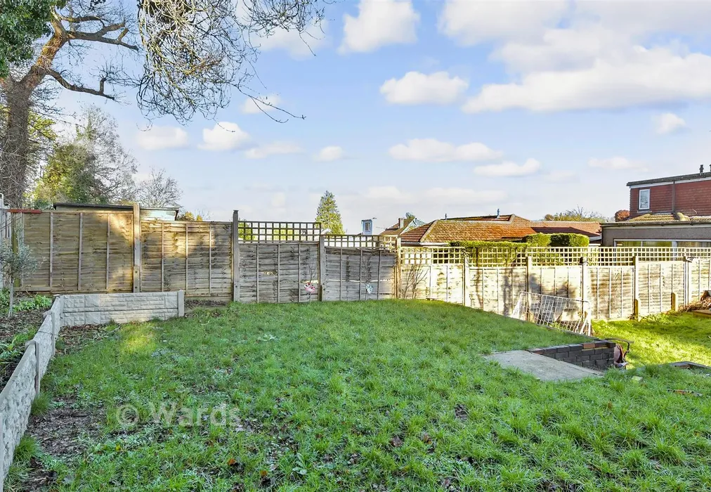 Rear Garden - Neal Road, West Kingsdown, Sevenoaks, Kent - Wards of Kent