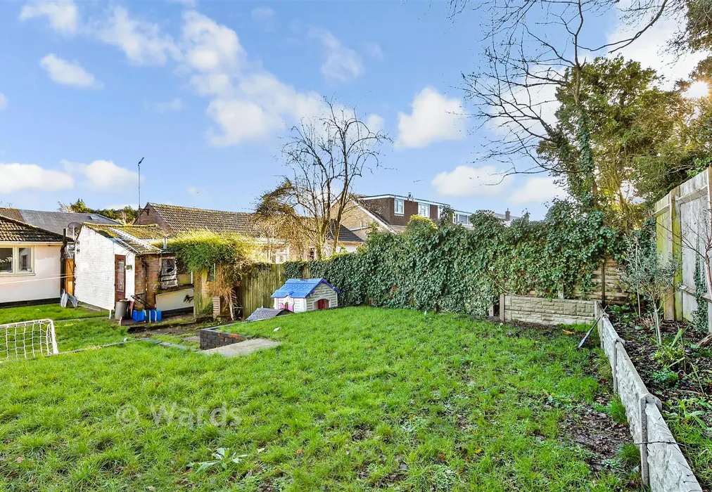 Rear Garden - Neal Road, West Kingsdown, Sevenoaks, Kent - Wards of Kent