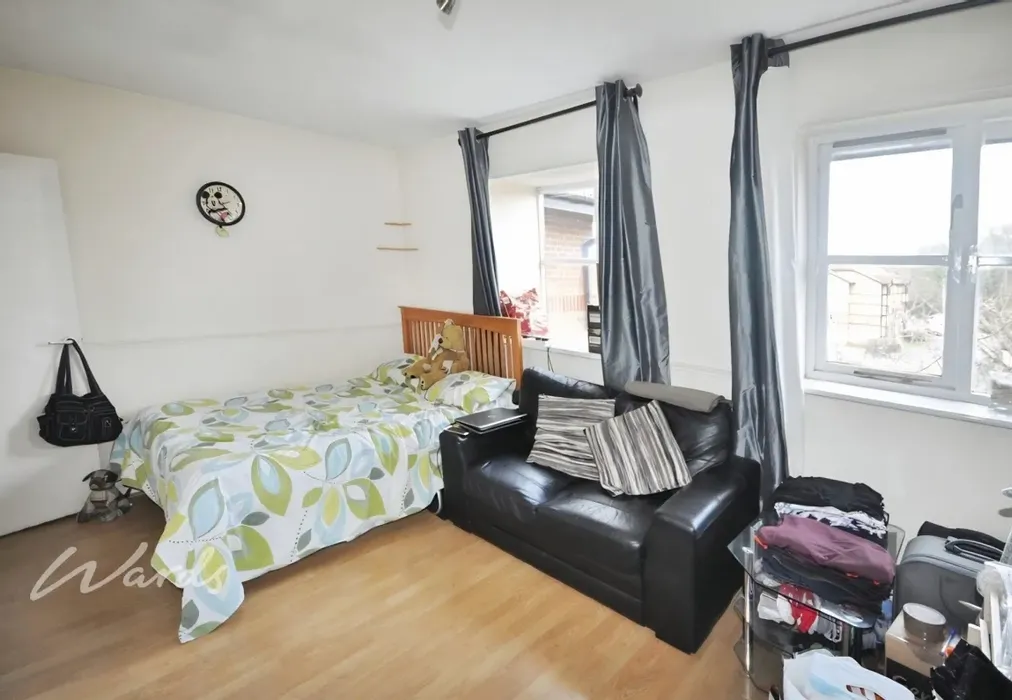 Lounge - Clifton Walk Dartford DA2 - Wards of Kent