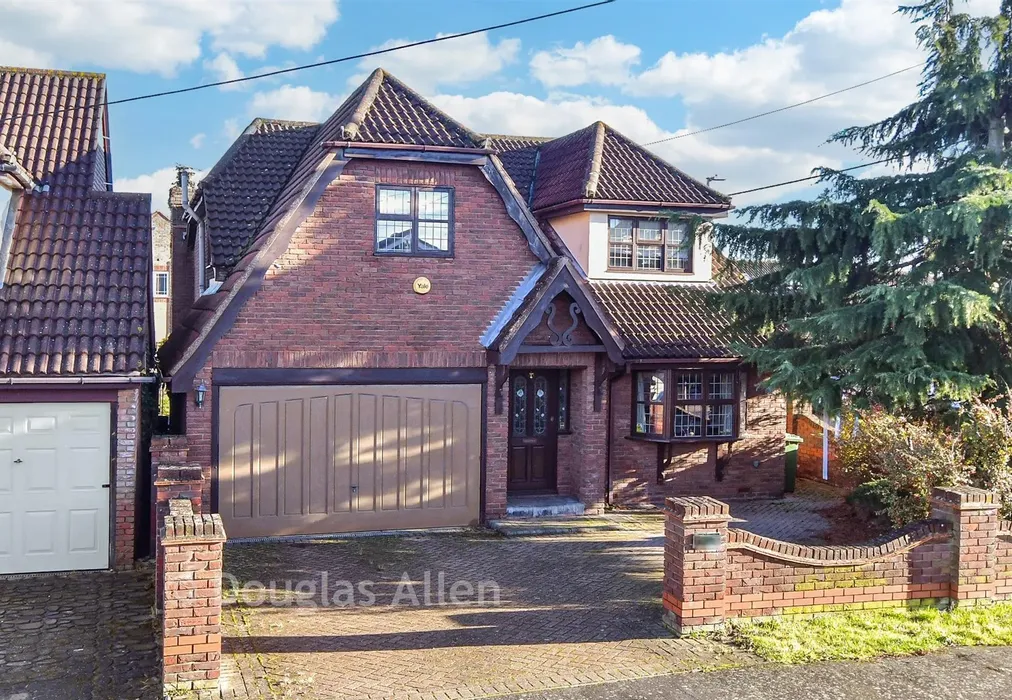 Front Web - Westlake Avenue, Bowers Gifford, Basildon, Essex - Wards of Kent