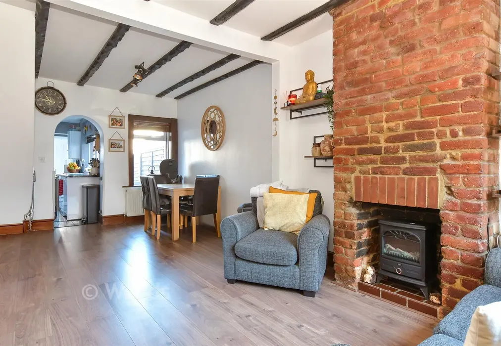 Lounge/Diner - Waldeck Road, Dartford, Kent - Wards of Kent