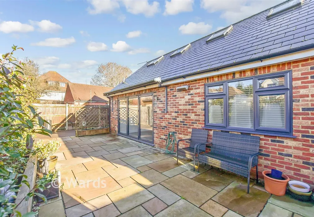 Patio / Decking - Cavendish Way, Maidstone, Kent - Wards of Kent