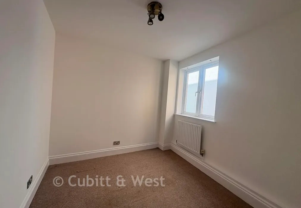 Bedroom 3 - Landport Terrace, Portsmouth, Hampshire - Wards of Kent