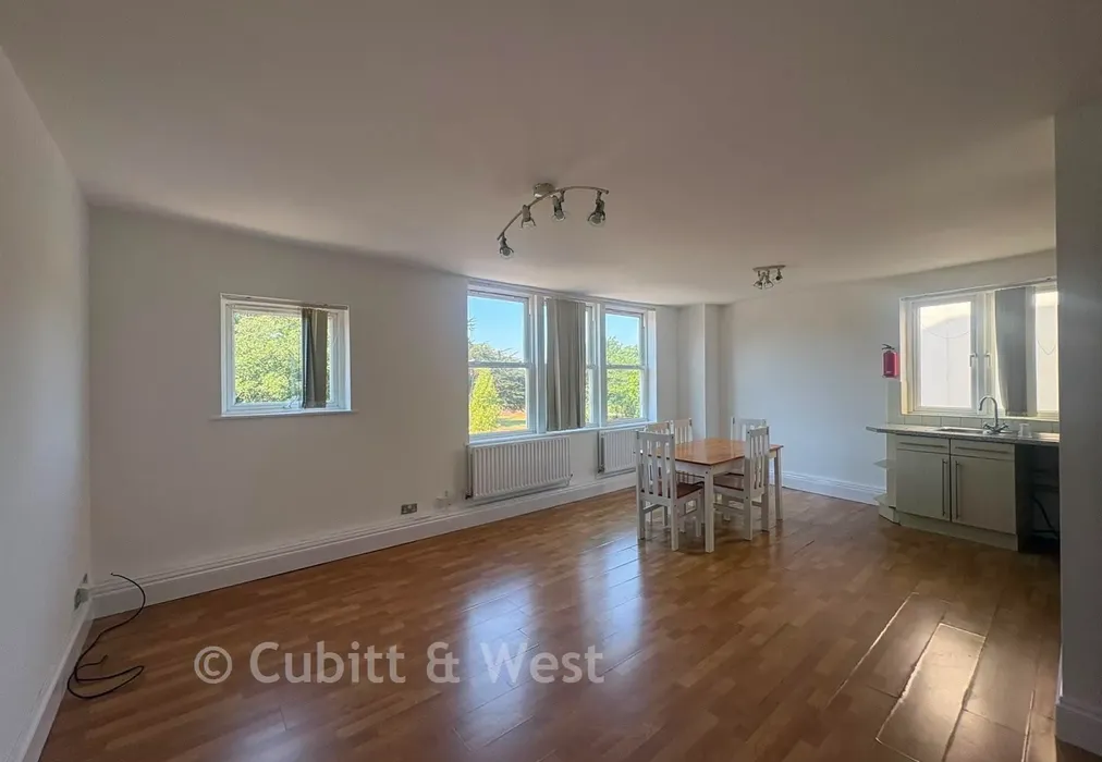 Lounge - Landport Terrace, Portsmouth, Hampshire - Wards of Kent