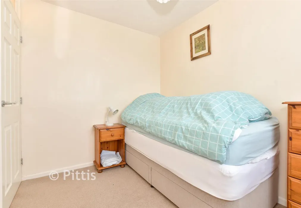 Bedroom 3 - Audley Court, Freshwater,, Isle of Wight - Wards of Kent