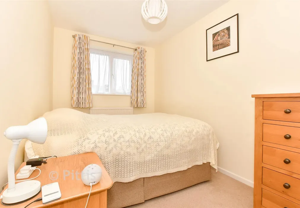 Bedroom 2 - Audley Court, Freshwater,, Isle of Wight - Wards of Kent