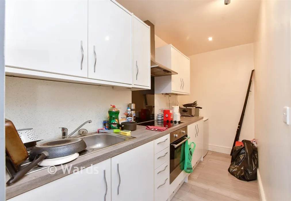 Kitchen - Victoria Road, Ramsgate, Kent - Wards of Kent