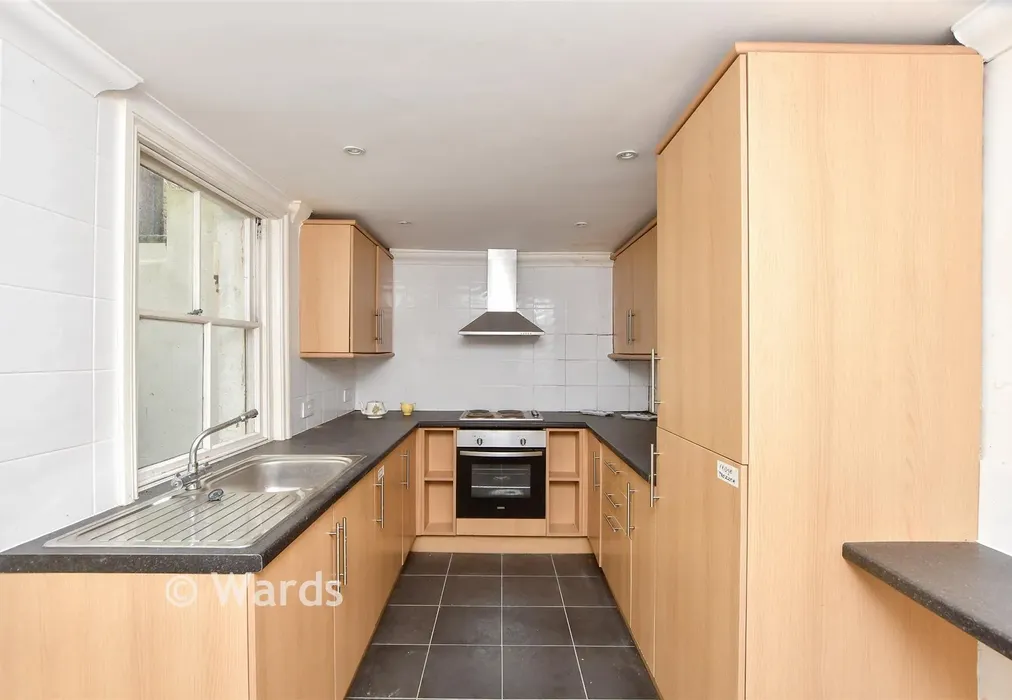 Kitchen - Paragon, Ramsgate, Kent - Wards of Kent
