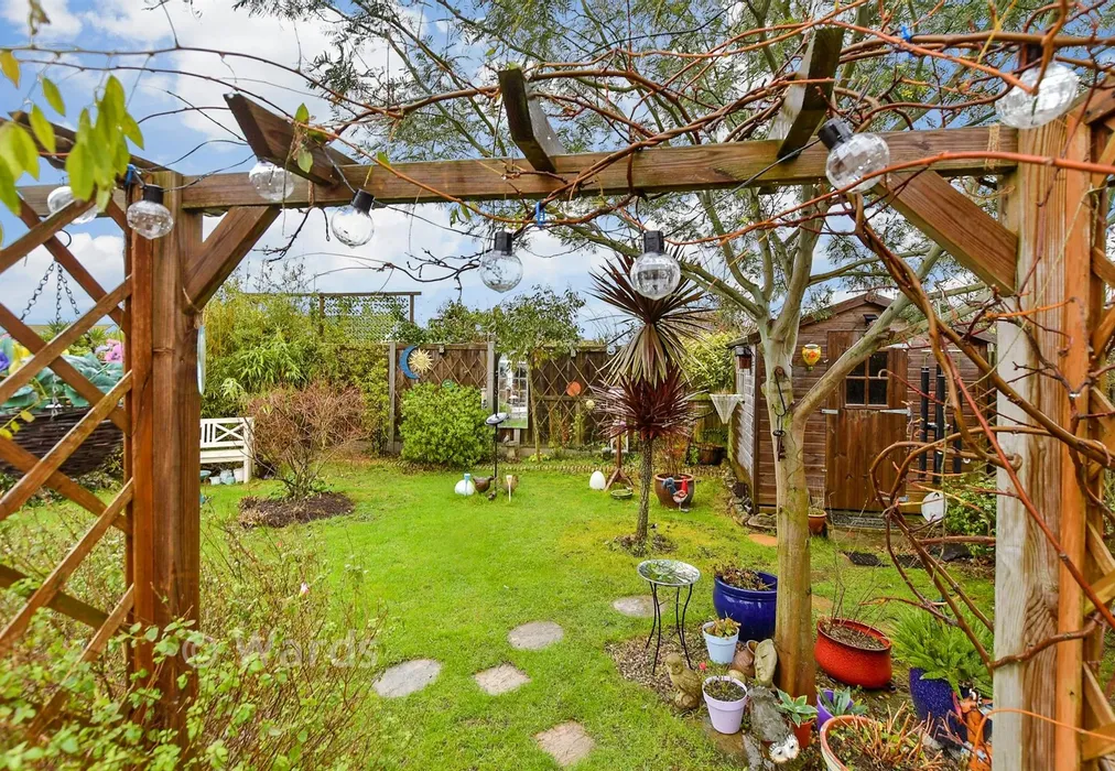 External Lifestyle Photograph - Clarence Avenue, Palm Bay, Margate, Kent - Wards of Kent