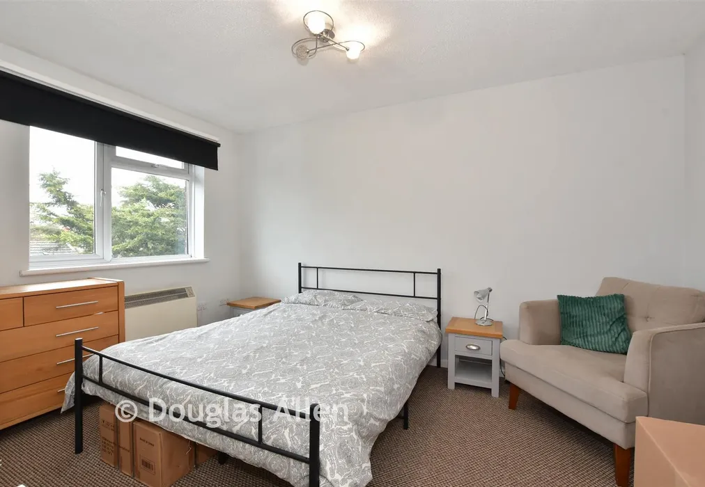 Bedroom 2 - Victor Close, Hornchurch, Essex - Wards of Kent