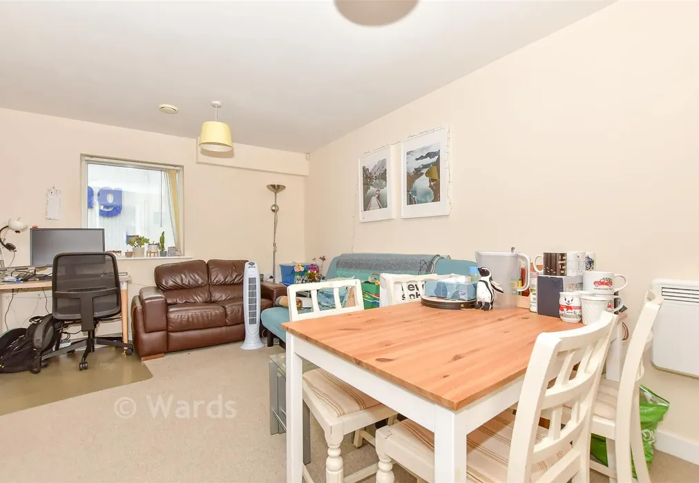 Lounge/Diner - Kingfisher Meadow, Maidstone, Kent - Wards of Kent