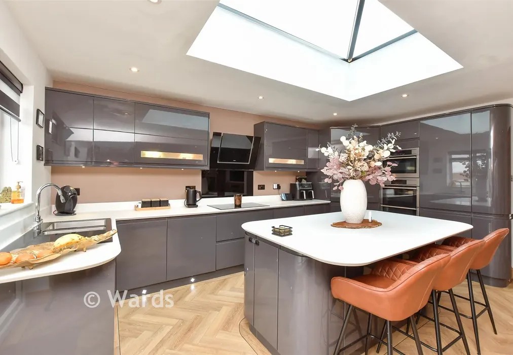 Kitchen/    Living Area - Chestnut Avenue, Walderslade, Chatham, Kent - Wards of Kent