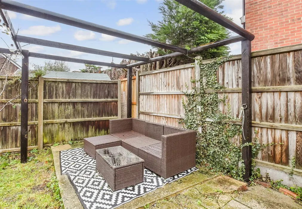 Patio / Decking - South Street, Whitstable, Kent - Wards of Kent