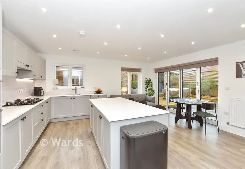 Kitchen/Breakfast Room - Evangelist Drive, Faversham, Kent - Wards of Kent