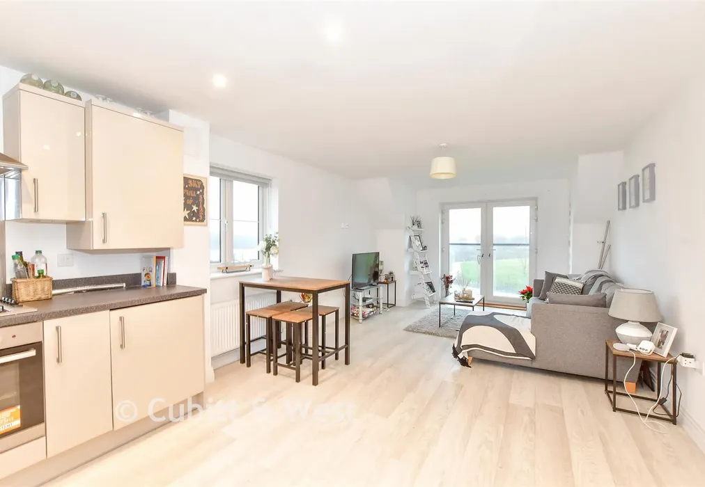 Lounge/Kitchen - Sandpiper Road, Chichester, West Sussex - Wards of Kent
