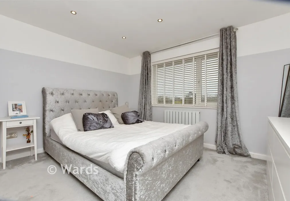 Bedroom 1 - Rydal Avenue, Ramsgate, Kent - Wards of Kent
