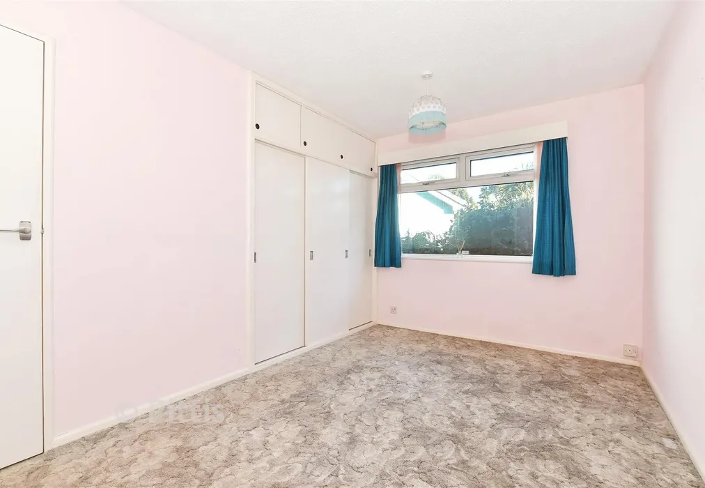 Bedroom 2 - Grasmere Avenue, Ryde, Isle of Wight - Wards of Kent