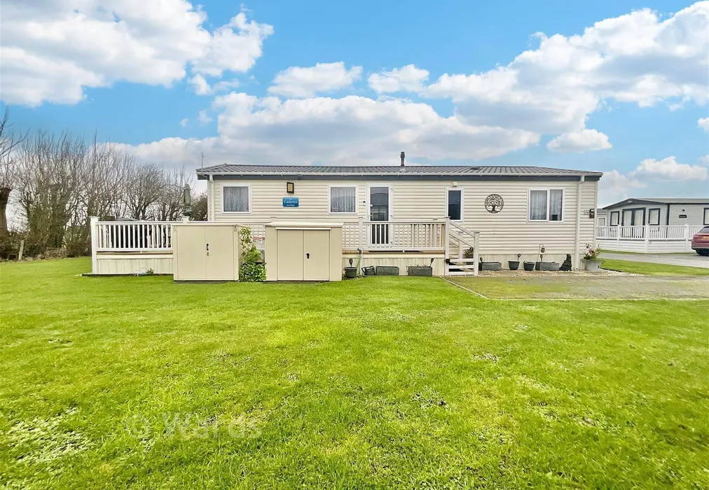 Front - Dymchurch Road, New Romney, Kent - Wards of Kent