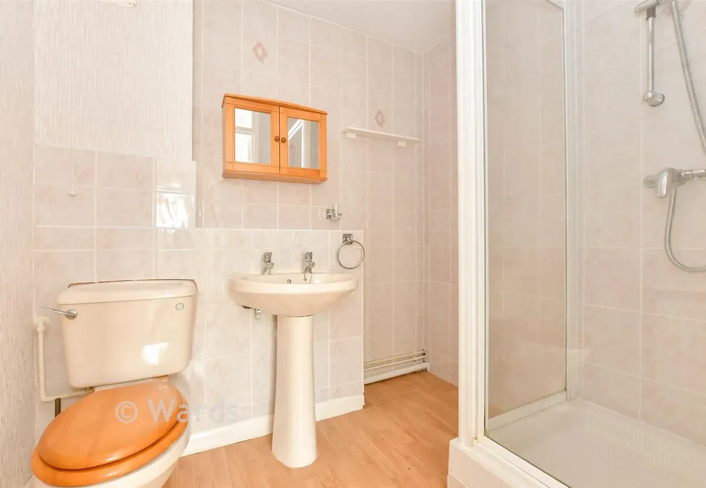 Shower Room - Barrows Close, Birchington, Kent - Wards of Kent