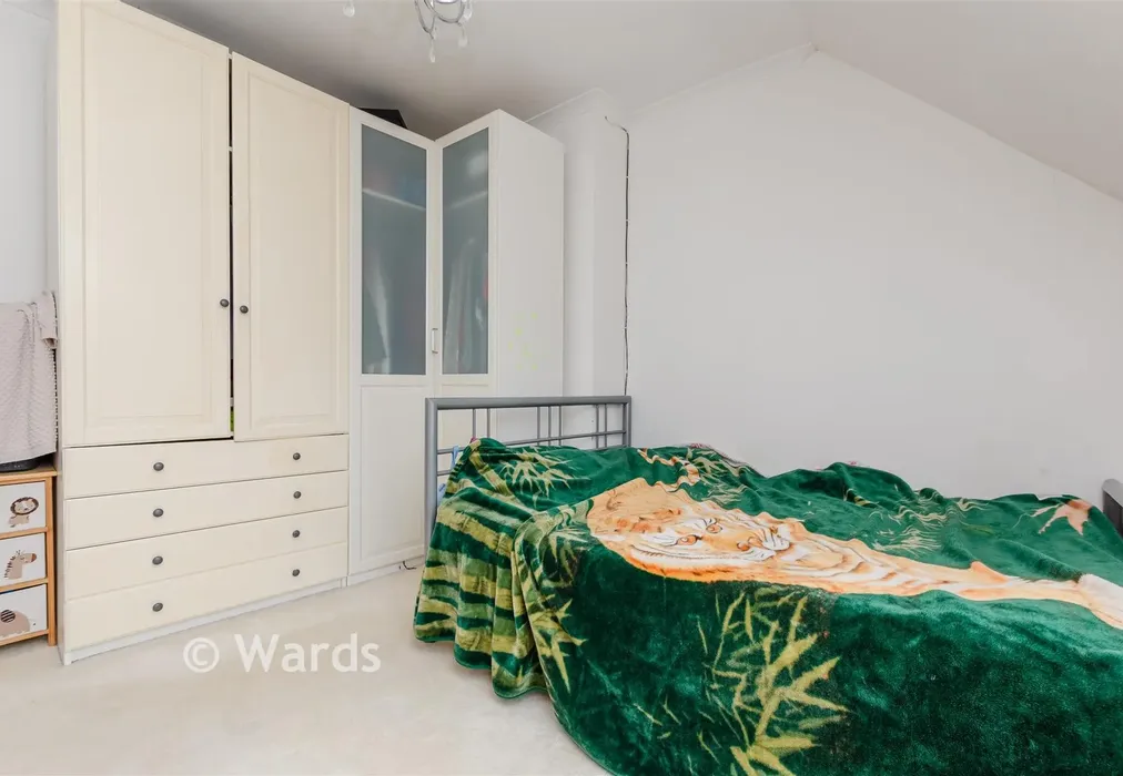 Bedroom 1 - Northumberland Way, Northumberland Heath, Kent - Wards of Kent