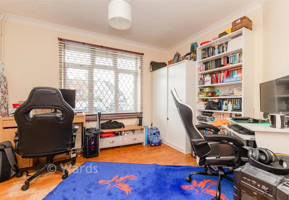 Lounge - Northumberland Way, Northumberland Heath, Kent - Wards of Kent