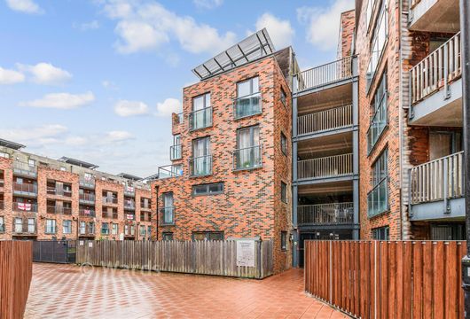 Townhall Square, Crayford, Dartford, Kent - Wards of Kent