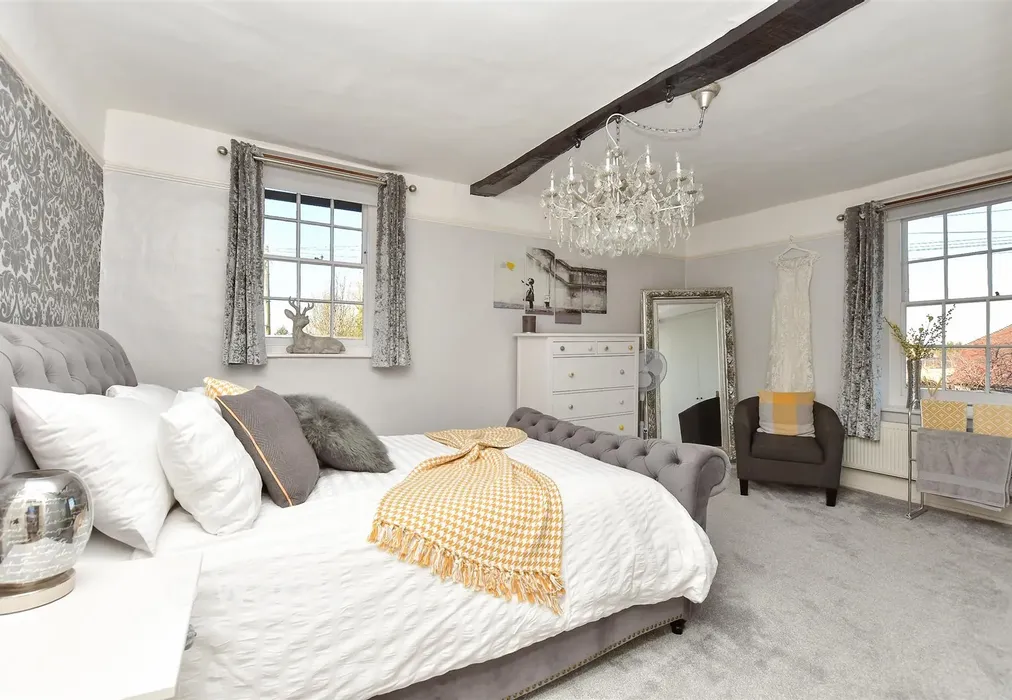 Bedroom 4 - Moor Street, Rainham, Gillingham, Kent - Wards of Kent