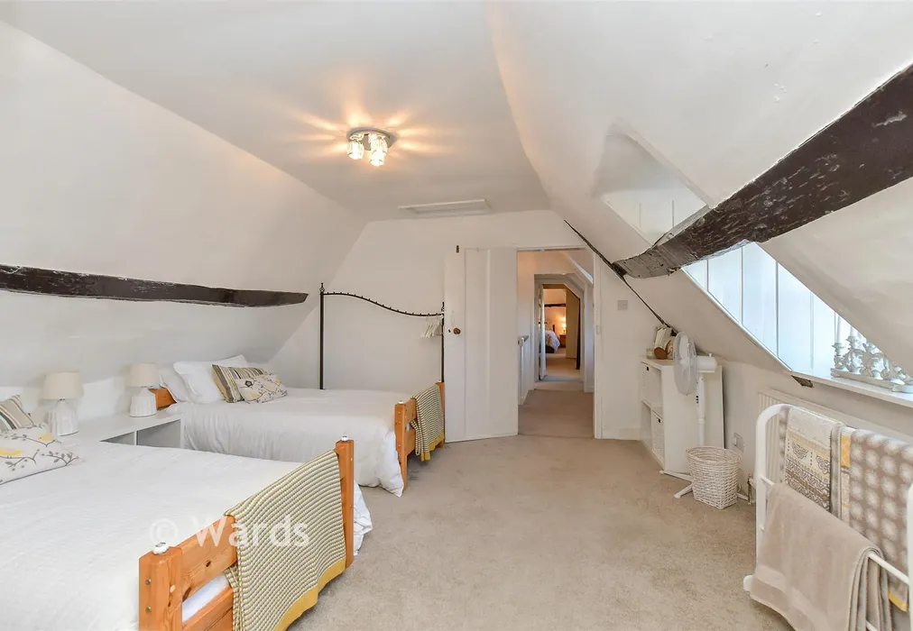 Bedroom 7 - Moor Street, Rainham, Gillingham, Kent - Wards of Kent