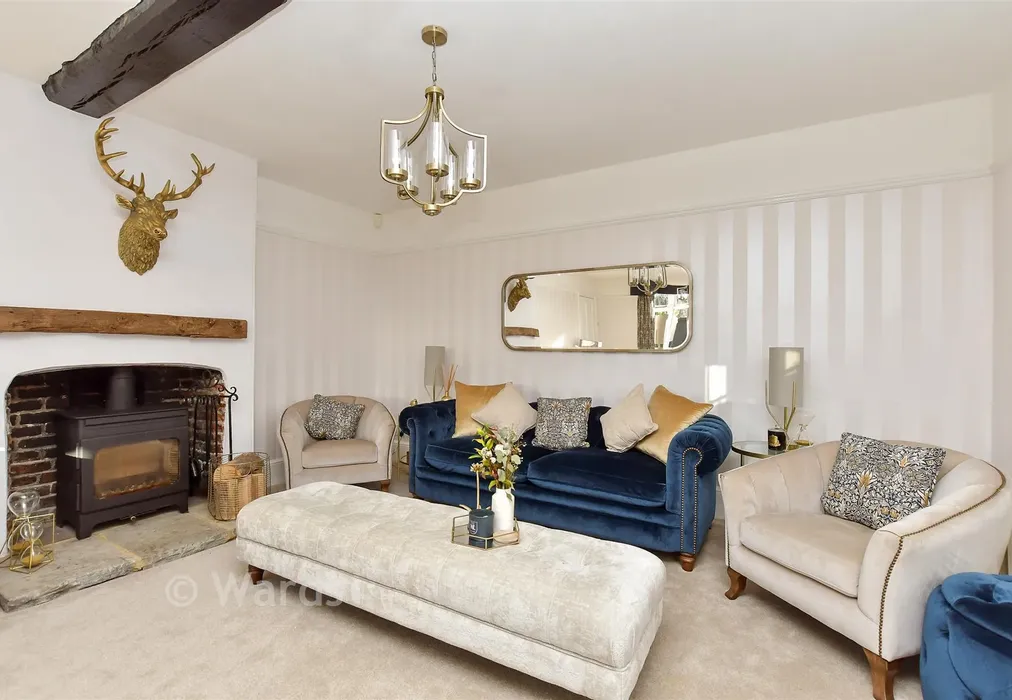 Lounge - Moor Street, Rainham, Gillingham, Kent - Wards of Kent