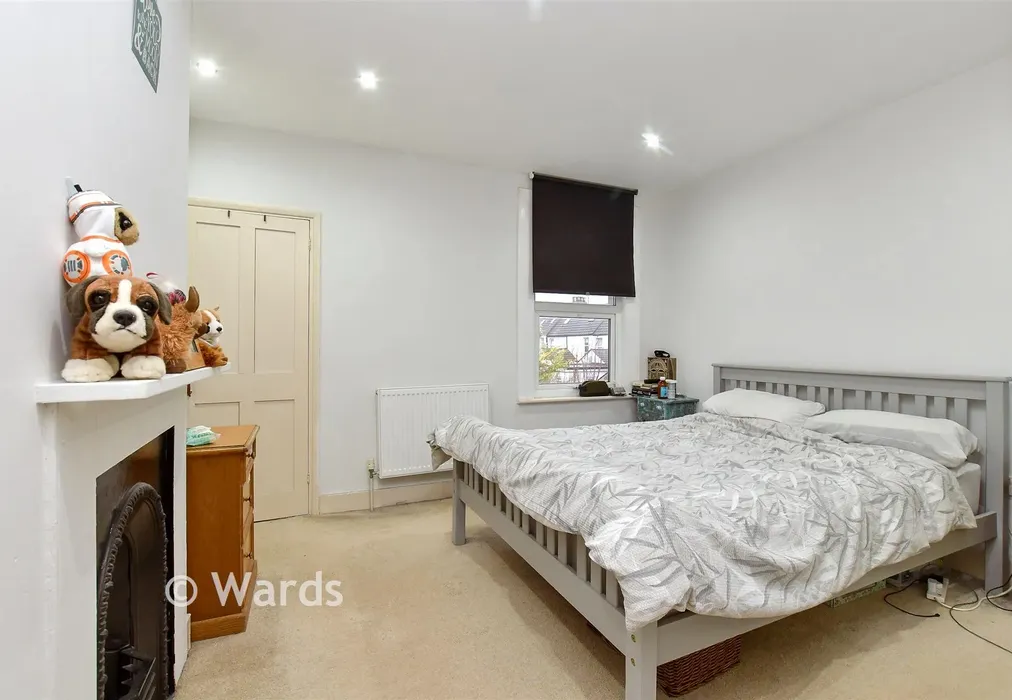 Bedroom 2 - May Street, Cuxton, Rochester, Kent - Wards of Kent