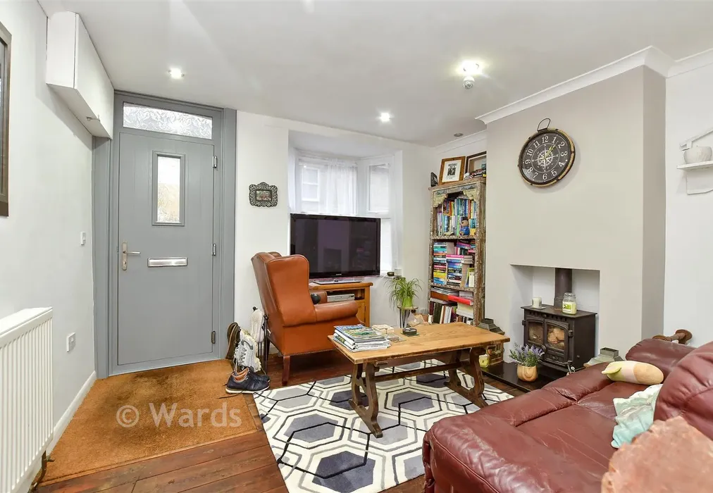 Lounge - May Street, Cuxton, Rochester, Kent - Wards of Kent