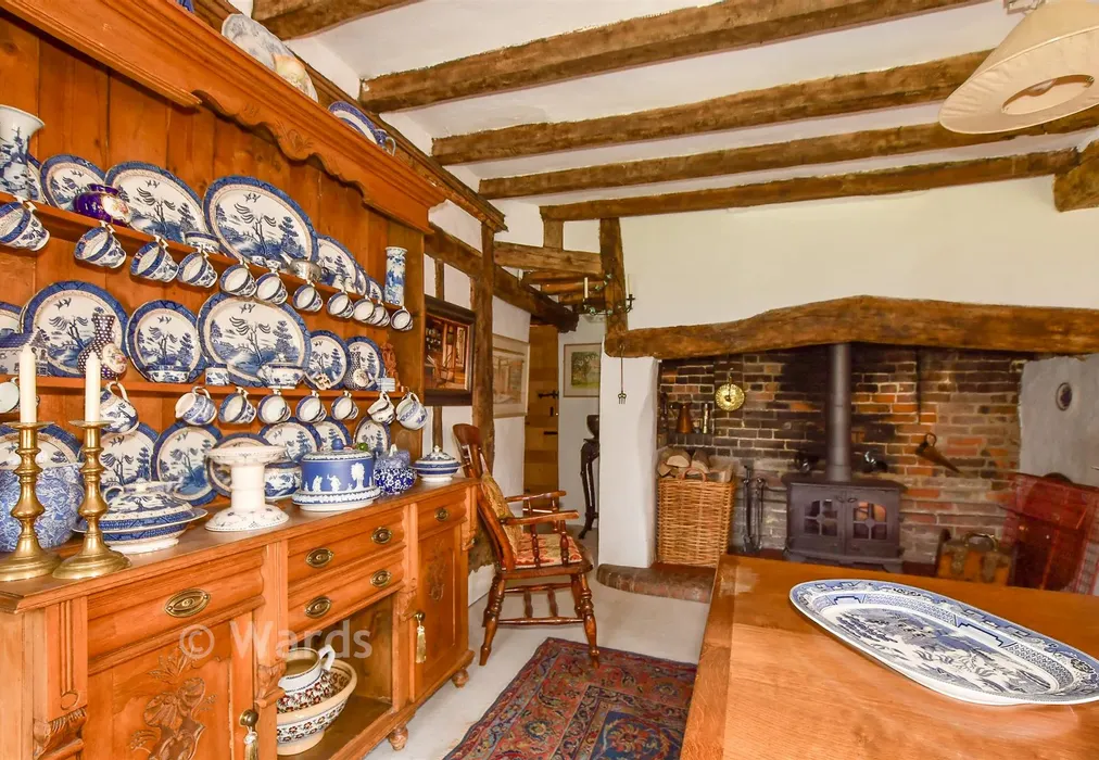 Internal Lifestyle Photograph - Bannister Hill, Borden, Sittingbourne, Kent - Wards of Kent