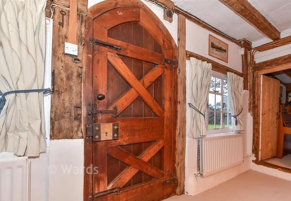 Internal Feature - Bannister Hill, Borden, Sittingbourne, Kent - Wards of Kent