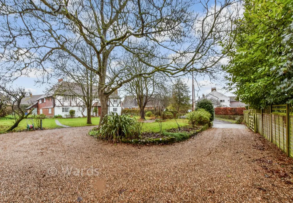 Driveway/Parking - Bannister Hill, Borden, Sittingbourne, Kent - Wards of Kent