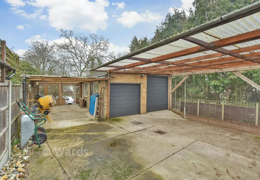 Driveway/Parking - Bannister Hill, Borden, Sittingbourne, Kent - Wards of Kent