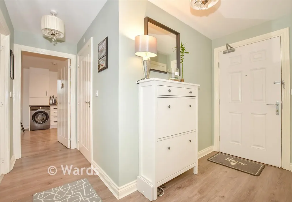 Hallway - Malpass Drive, Leybourne, West Malling, Kent - Wards of Kent