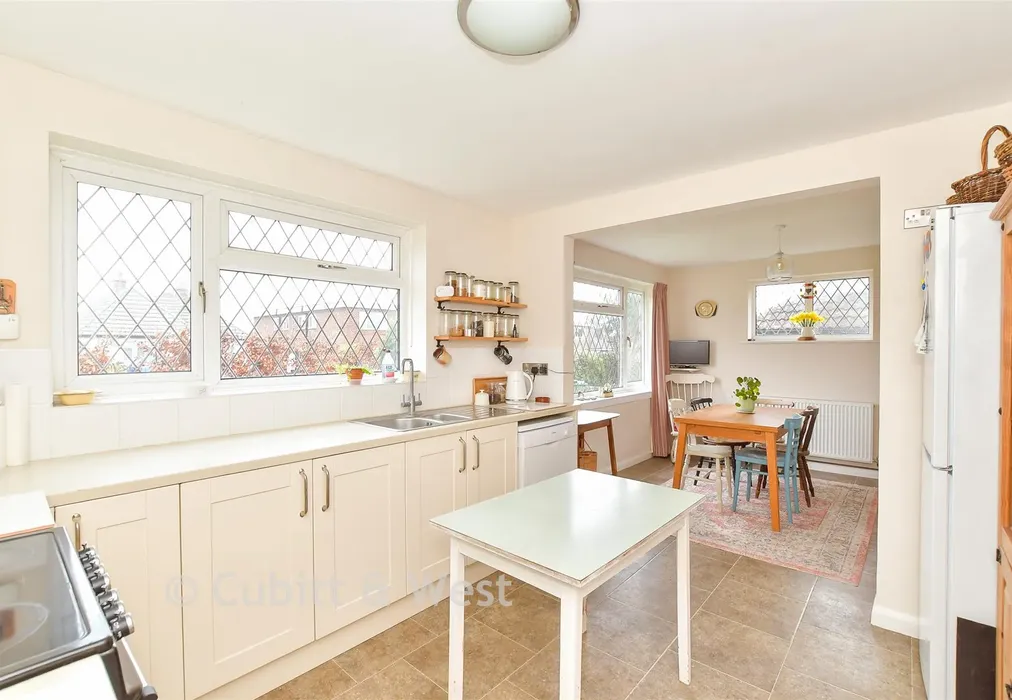 Kitchen - Kent Road, Littlehampton, West Sussex - Wards of Kent
