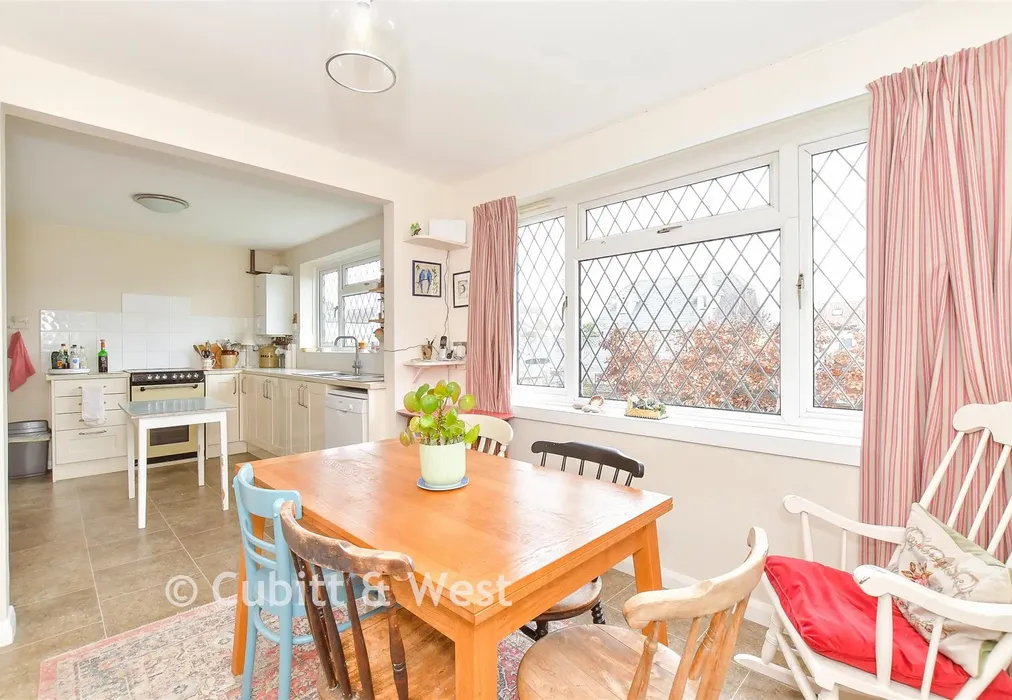 Dining Area - Kent Road, Littlehampton, West Sussex - Wards of Kent